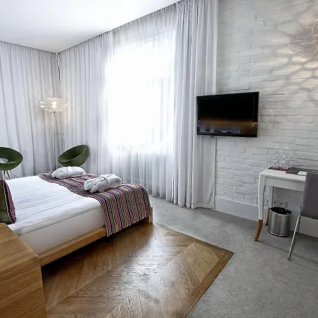 Platinum Boutique 4*