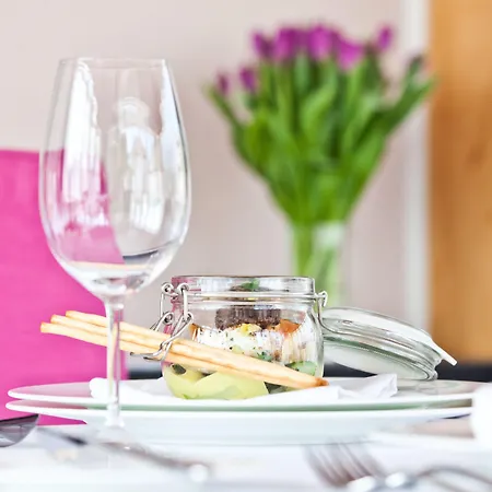 Platinum Boutique ホテル 4*