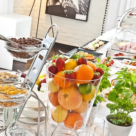 ホテル Platinum Boutique 4*