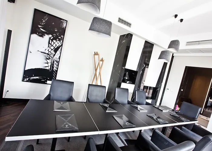 Platinum Boutique פוזנן