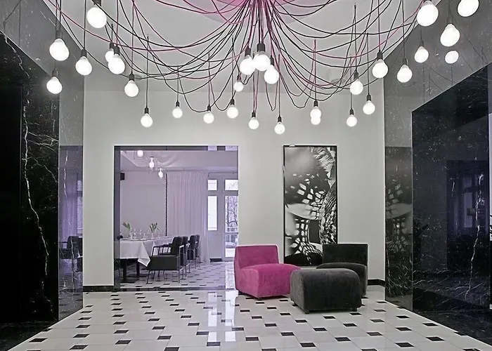 Platinum Boutique 4*