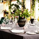 Отель Platinum Boutique