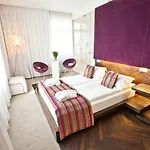 Hotel Platinum Boutique