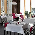 Hotel Platinum Boutique 4*