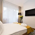 Platinum Boutique Hotel 4*