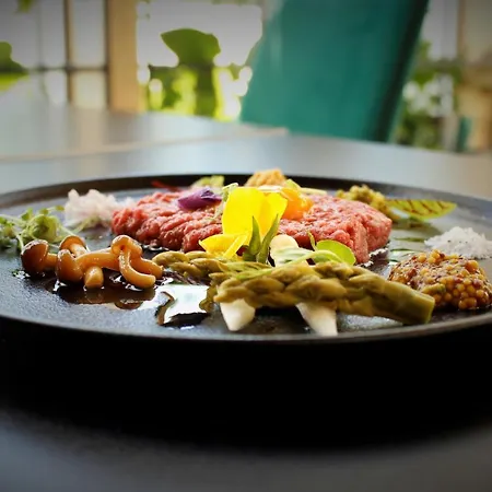 Platinum Boutique 4*