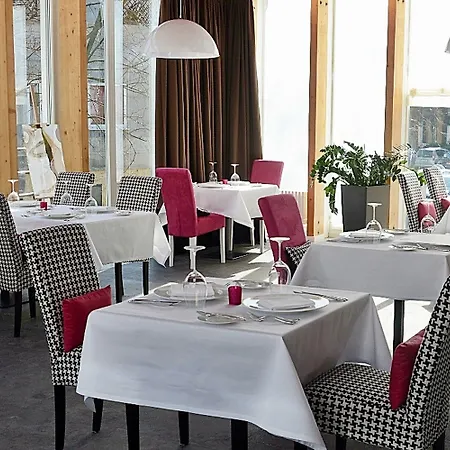 מלון Platinum Boutique 4*