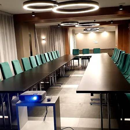 Platinum Boutique 4* פוזנן