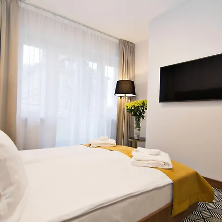 Platinum Boutique מלון 4*