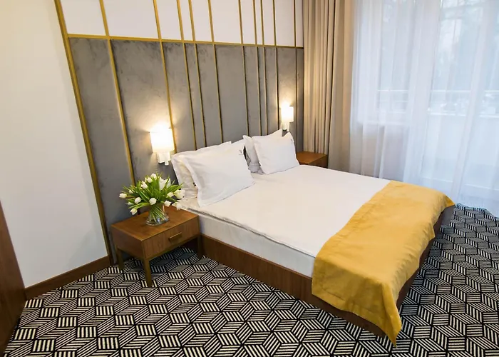 Platinum Boutique Отель 4*