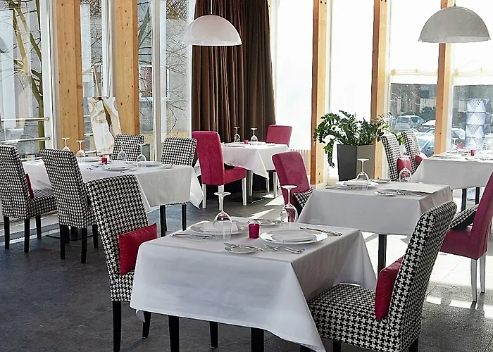 Отель Platinum Boutique 4*