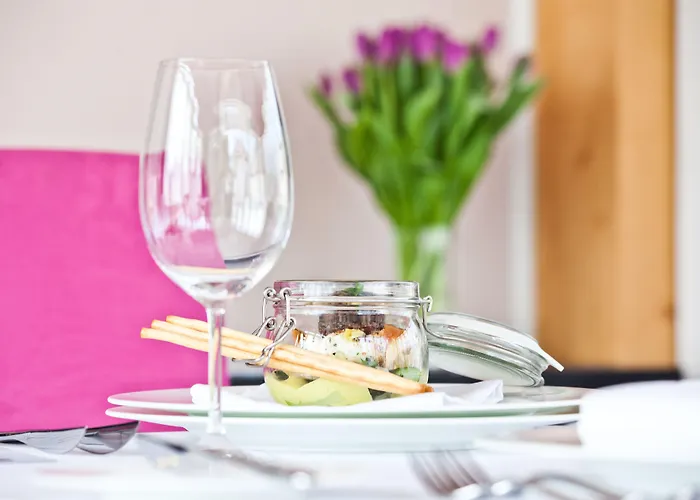 Platinum Boutique Отель 4*