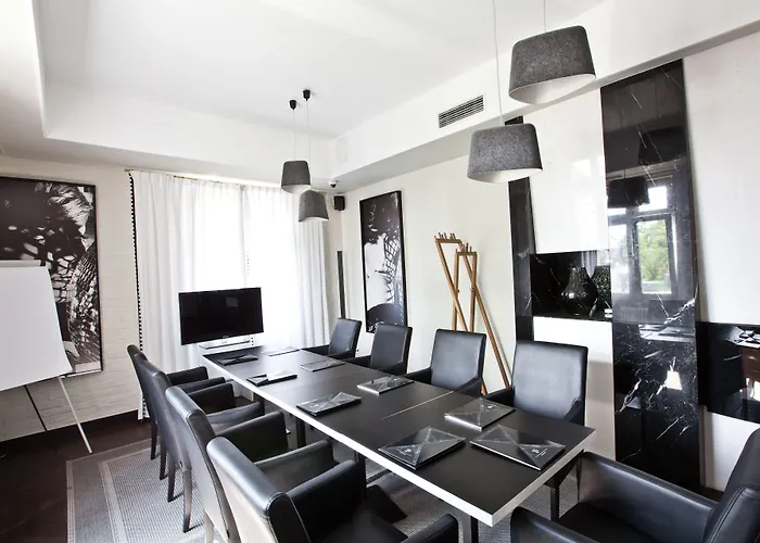 Отель Platinum Boutique