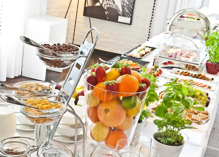 Отель Platinum Boutique 4*